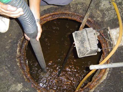 阜沙镇隔油池清理