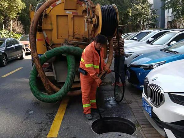 阜沙镇排污管道清淤